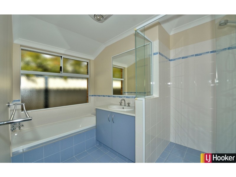 18 Still Meadow Turn, Meadow Springs WA 6210