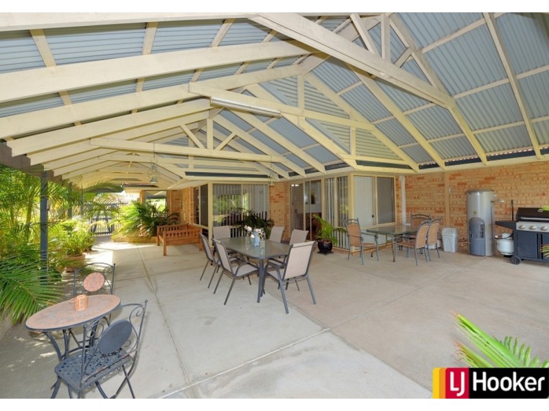 6 Killarney Retreat, Meadow Springs WA 6210