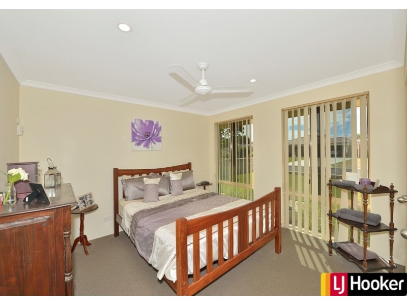 6 Killarney Retreat, Meadow Springs WA 6210