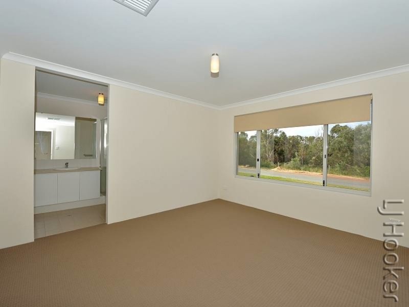 15 Agonis Way, Wannanup WA 6210