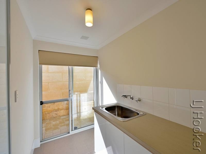 15 Agonis Way, Wannanup WA 6210