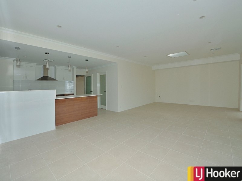 8 Sandpiper Island Retreat, Wannanup WA 6210