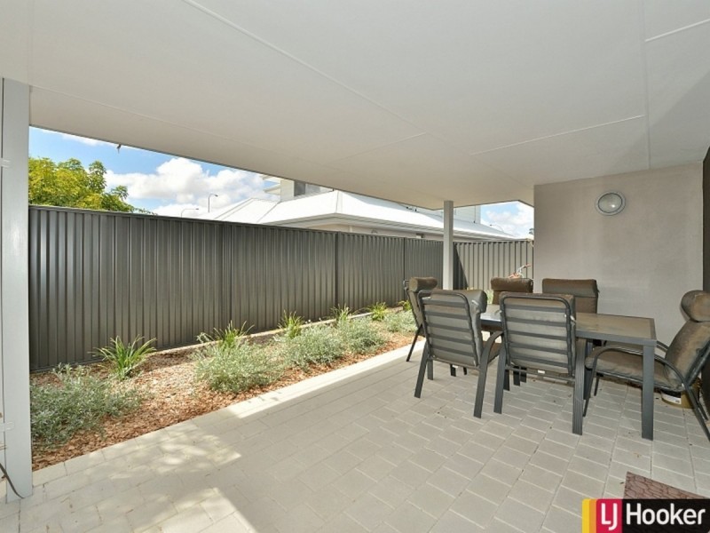 10 Stirling Grove, Mandurah WA 6210