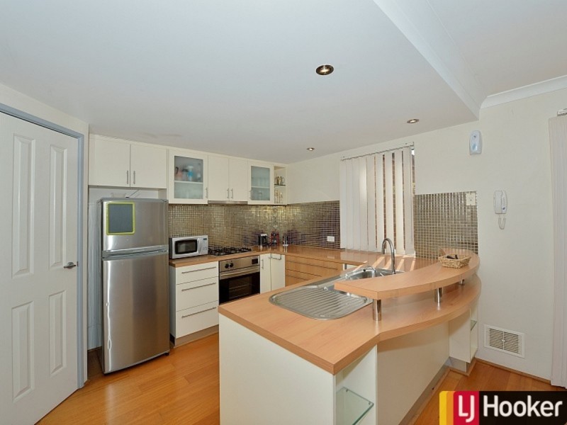 6/47 Tuckey Street, Mandurah WA 6210