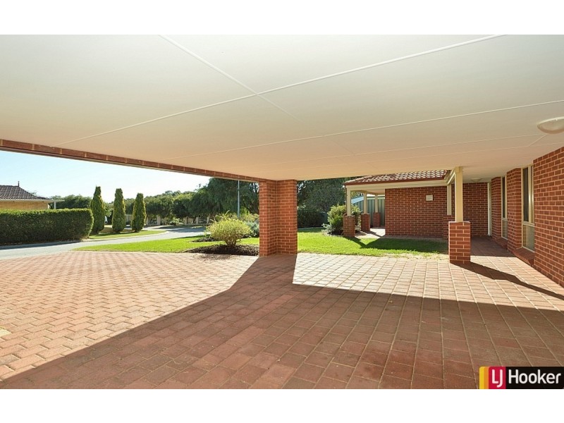 38 Paradise Circuit, Halls Head WA 6210