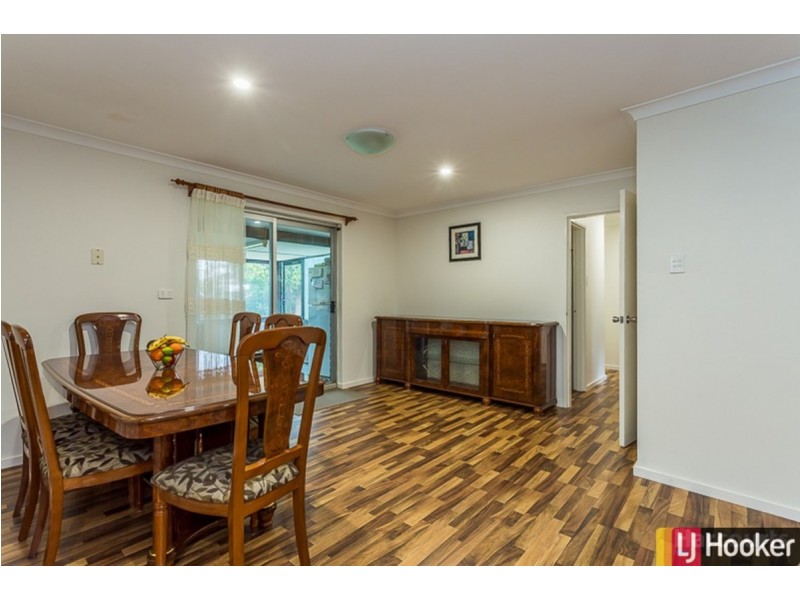 32 Kookerbrook Street, Dudley Park WA 6210