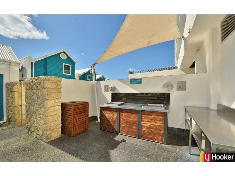 29/16 Dolphin Drive, Mandurah WA 6210