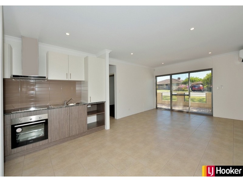 2/15 Allnutt Street, Mandurah WA 6210