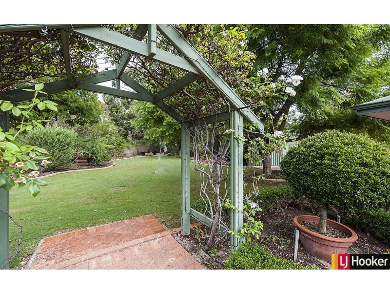 8 Honeytree Place, Falcon WA 6210