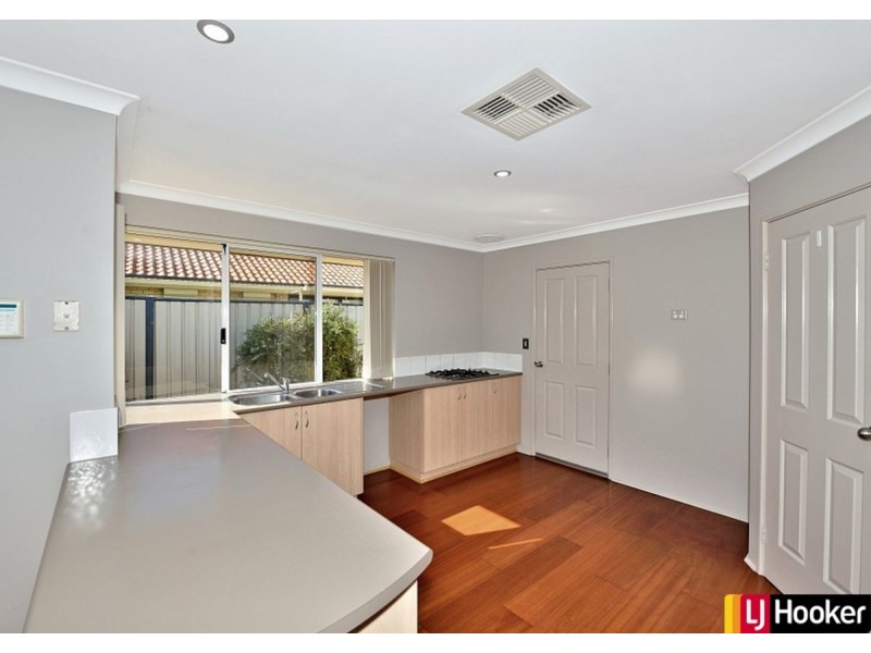 40 Grandmere Parade, Meadow Springs WA 6210