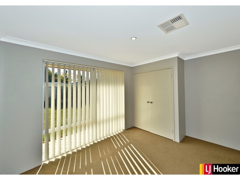 40 Grandmere Parade, Meadow Springs WA 6210