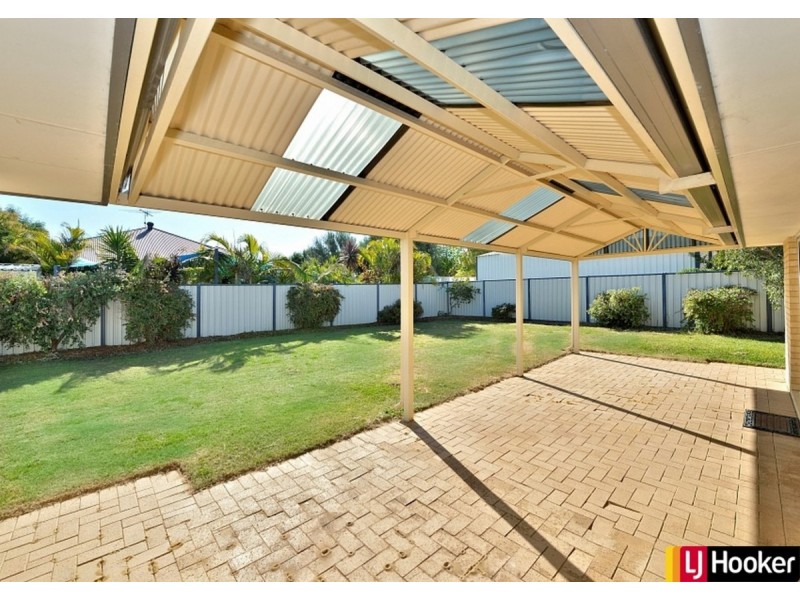 40 Grandmere Parade, Meadow Springs WA 6210