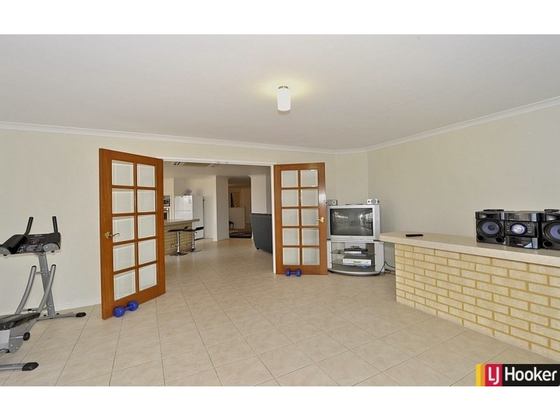 23 Peppertree Close, Wannanup WA 6210