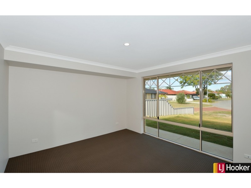 14 Buchanan Elbow, Greenfields WA 6210