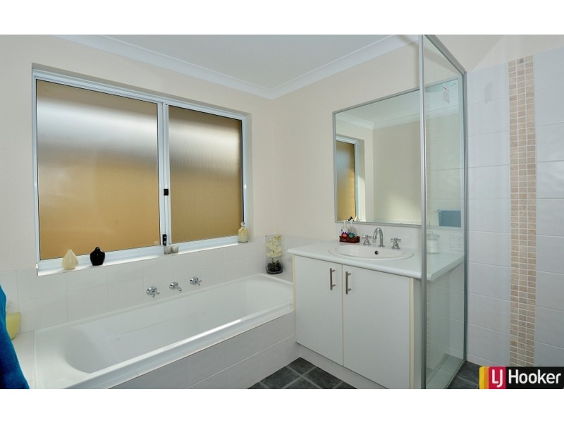 34 Britawast Road, Madora Bay WA 6210