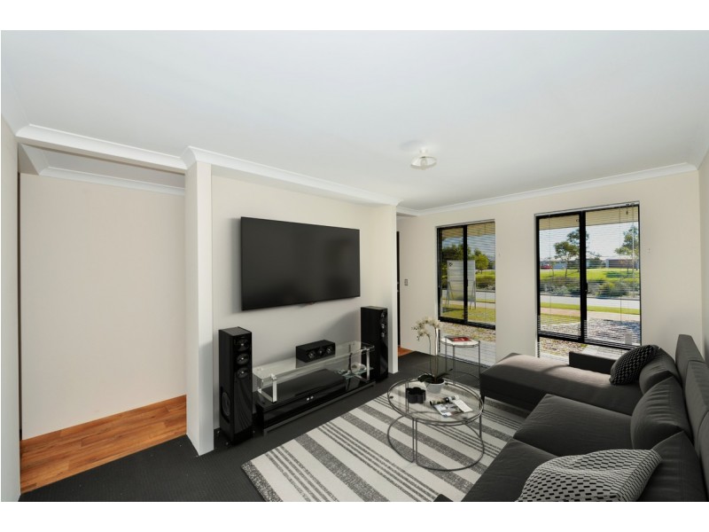 62 Weewar Circuit, South Yunderup WA 6208