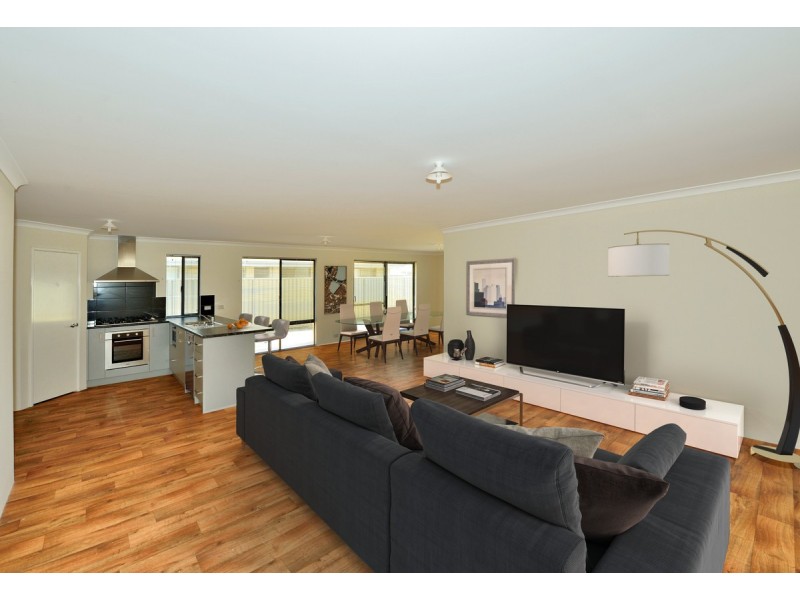 62 Weewar Circuit, South Yunderup WA 6208