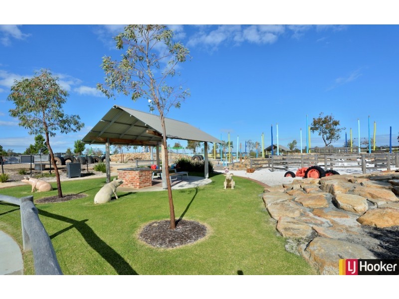 62 Weewar Circuit, South Yunderup WA 6208