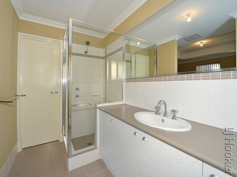 9 Scarab Court, Halls Head WA 6210