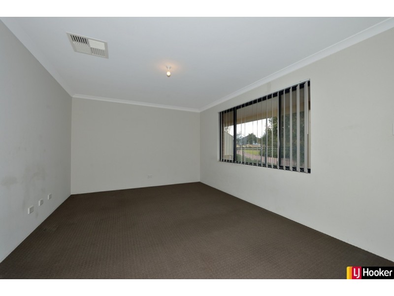 29 Karri Karri Pass, Lakelands WA 6180