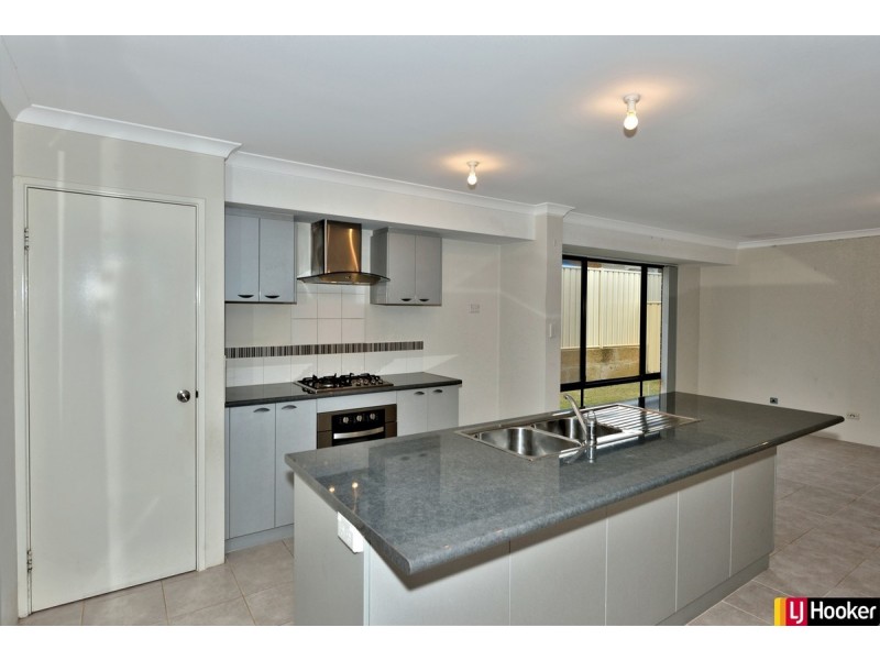29 Karri Karri Pass, Lakelands WA 6180