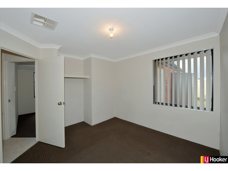 29 Karri Karri Pass, Lakelands WA 6180