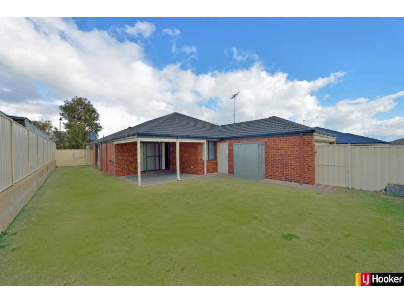 29 Karri Karri Pass, Lakelands WA 6180