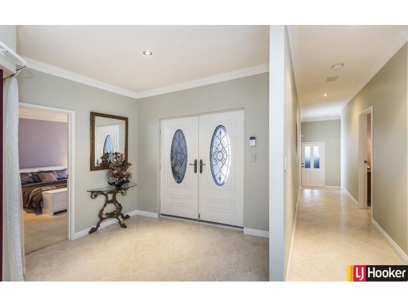 19 Ragamuffin Point, Halls Head WA 6210