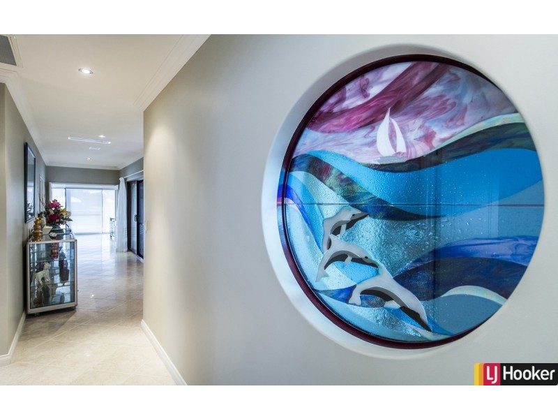 19 Ragamuffin Point, Halls Head WA 6210