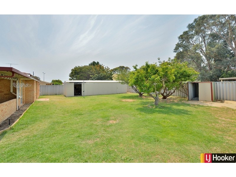 6 Wattle Bird Way, Greenfields WA 6210