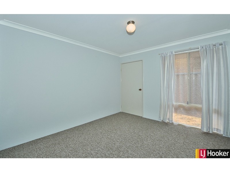 6 Wattle Bird Way, Greenfields WA 6210