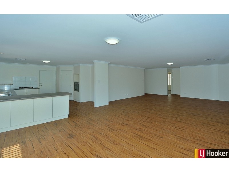 32 Redcliffe Road, Greenfields WA 6210