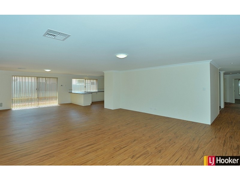 32 Redcliffe Road, Greenfields WA 6210