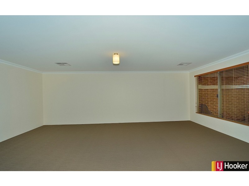 32 Redcliffe Road, Greenfields WA 6210