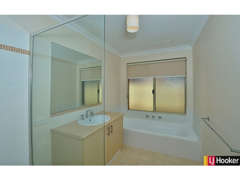 32 Redcliffe Road, Greenfields WA 6210