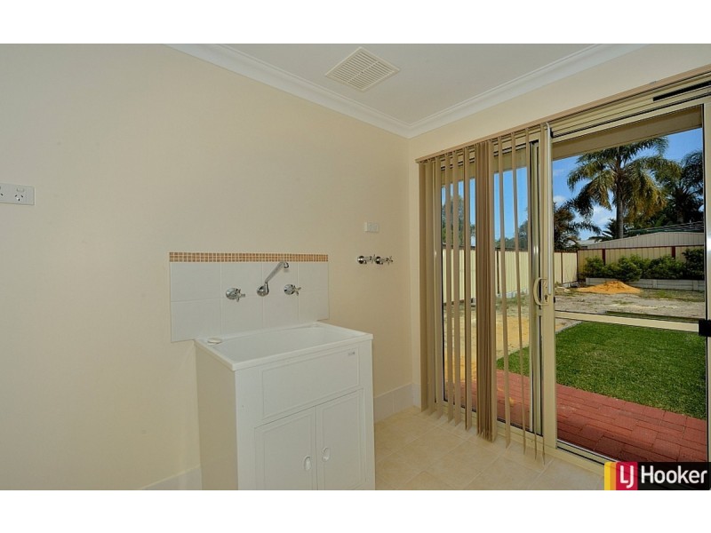 32 Redcliffe Road, Greenfields WA 6210