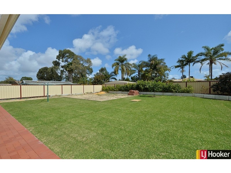 32 Redcliffe Road, Greenfields WA 6210