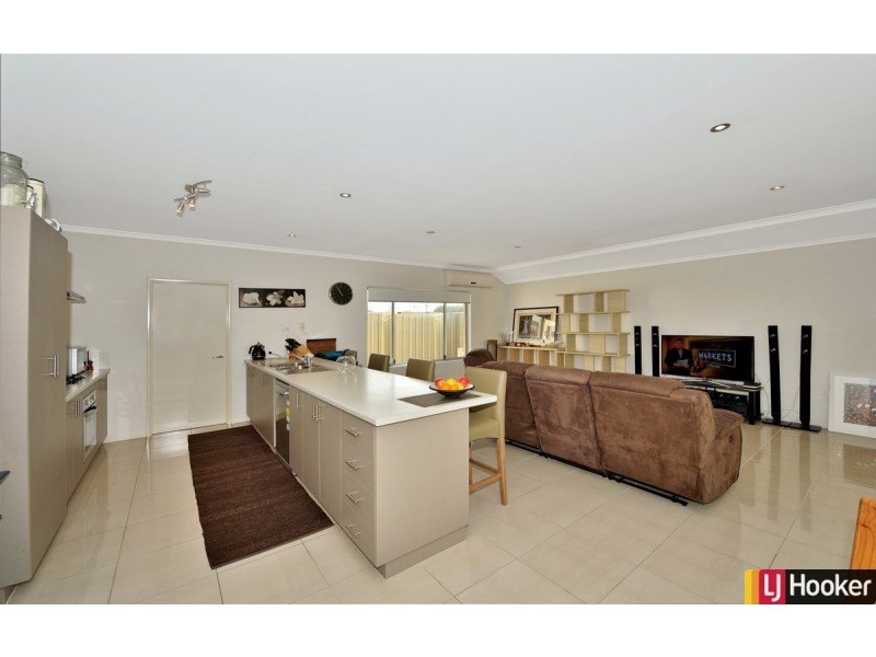 3/12 Day Road, Mandurah WA 6210