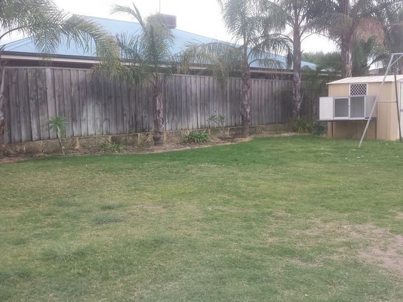 2 Bethel Corner, Halls Head WA 6210