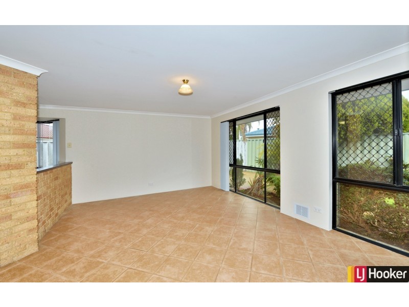 19 Prestwick Green, Meadow Springs WA 6210