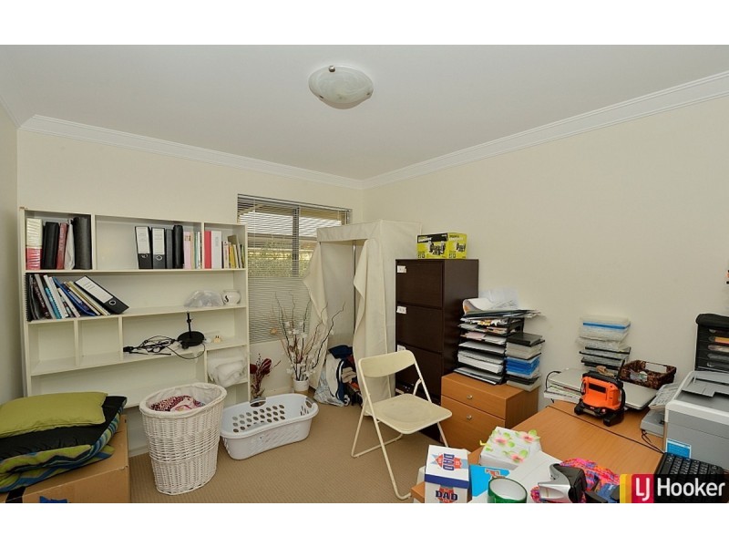 17 Zamia Loop, Wannanup WA 6210