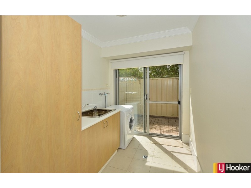17 Zamia Loop, Wannanup WA 6210