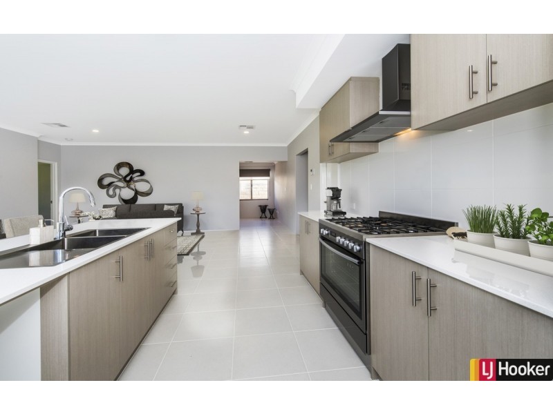 17 Caddadup Retreat, Dawesville WA 6211