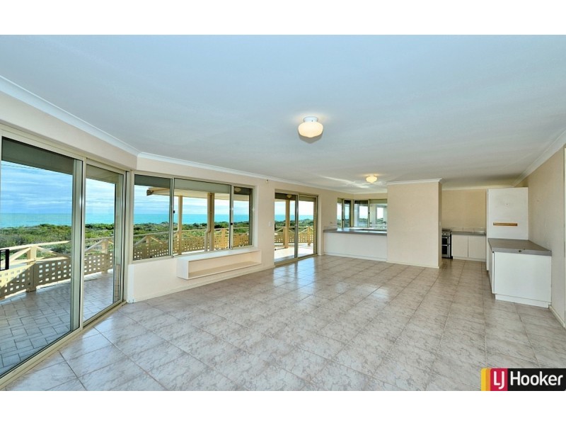 38 Sabina Drive, Madora Bay WA 6210
