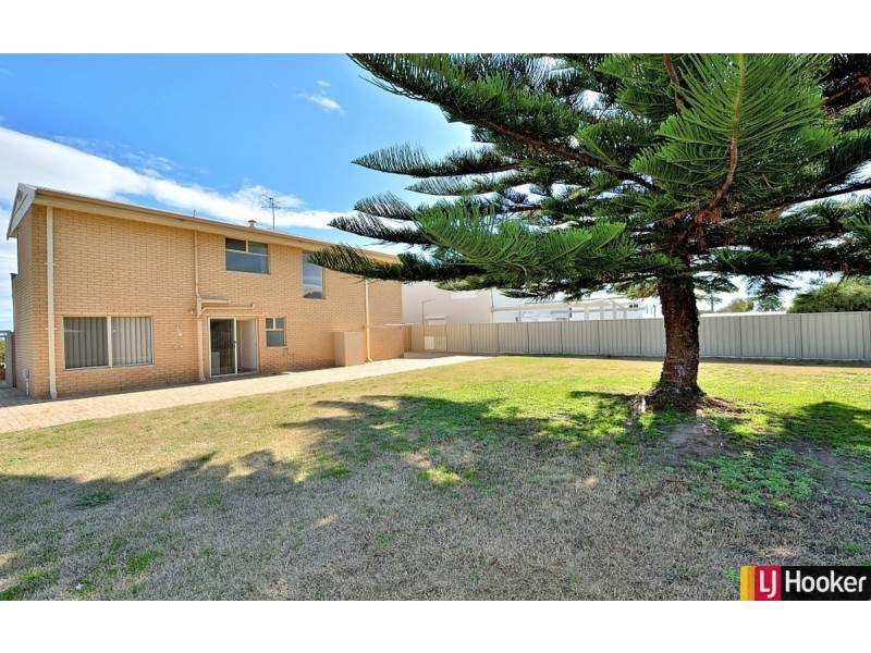 38 Sabina Drive, Madora Bay WA 6210