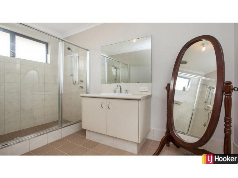4 Formby Road, Meadow Springs WA 6210