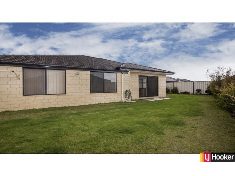 4 Formby Road, Meadow Springs WA 6210