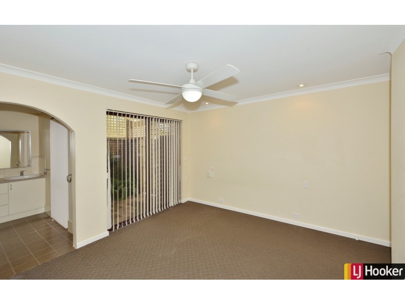 54 Peelwood Parade, Halls Head WA 6210