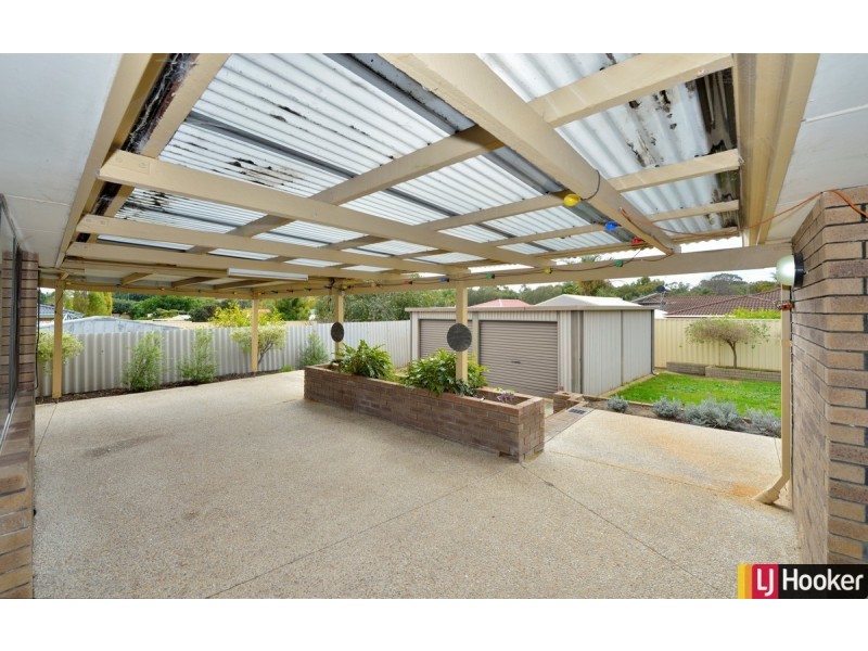 54 Peelwood Parade, Halls Head WA 6210