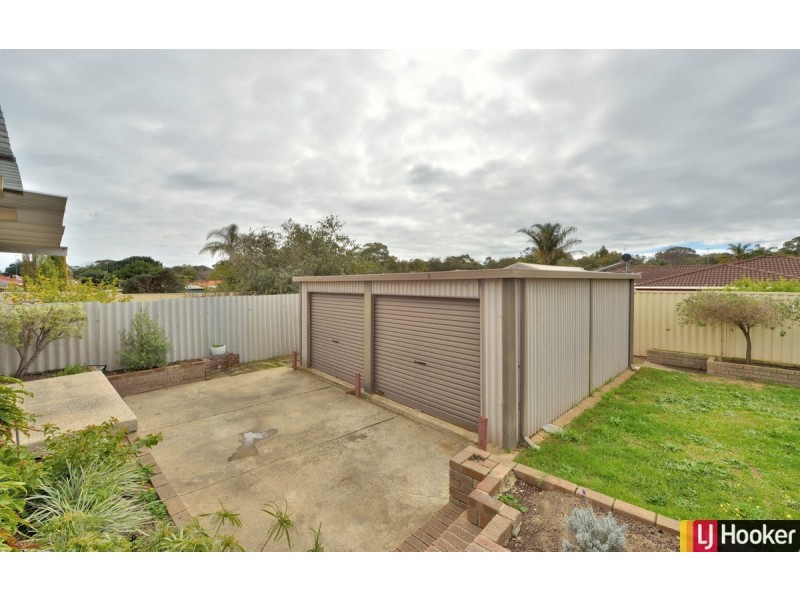 54 Peelwood Parade, Halls Head WA 6210